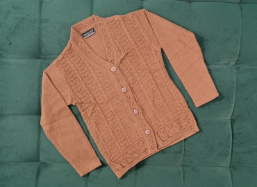 Ladies’ Sweater V neck Medium Light Brown