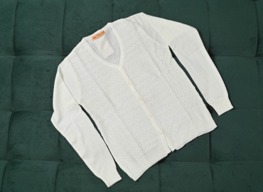 Ladies’ Sweater V neck Classic White-Small Size