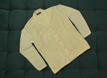 Ladies’ Sweater V neck Light Yellow