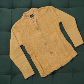 Ladies’ Sweater Round neck Light Classic Golden colour