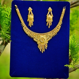 Jaira Gold Necklace Set