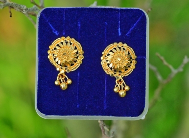 Jaira Gold Earring