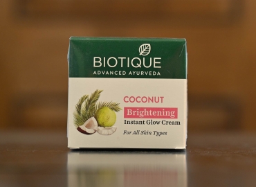 Biotique Coconut Brightening Instant Glow Cream