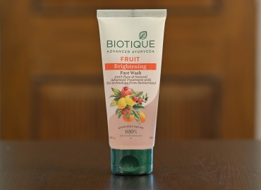 Biotique Fruit Brightening Face Wash