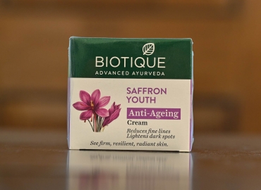 Biotique Saffron Youth Anti-Ageing Cream