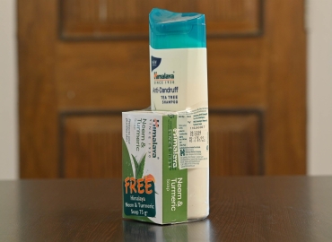 Himalaya Anti-Dandruff Tea Tree Shampoo with Free Soap