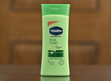 Vaseline Aloe Fresh Body Lotion