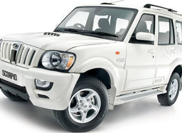 Mahindra Scorpio-white