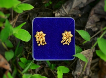 Jaira Gold Earring