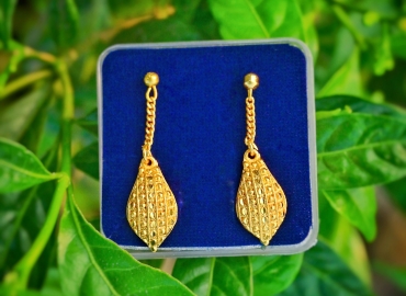 Jaira Gold Earring